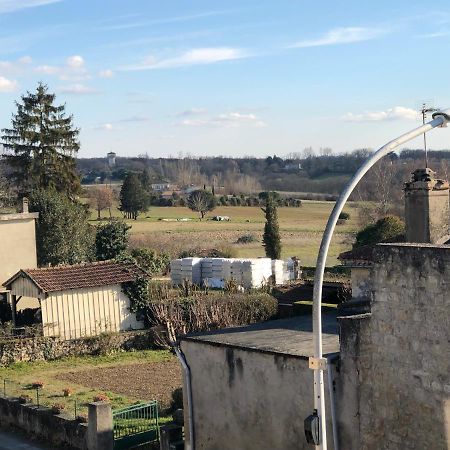 Appartement Cosy Et Lumineux Caussens Exteriér fotografie